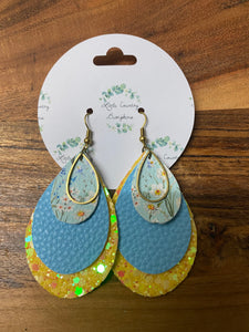 Blue Daffodil Earrings 2